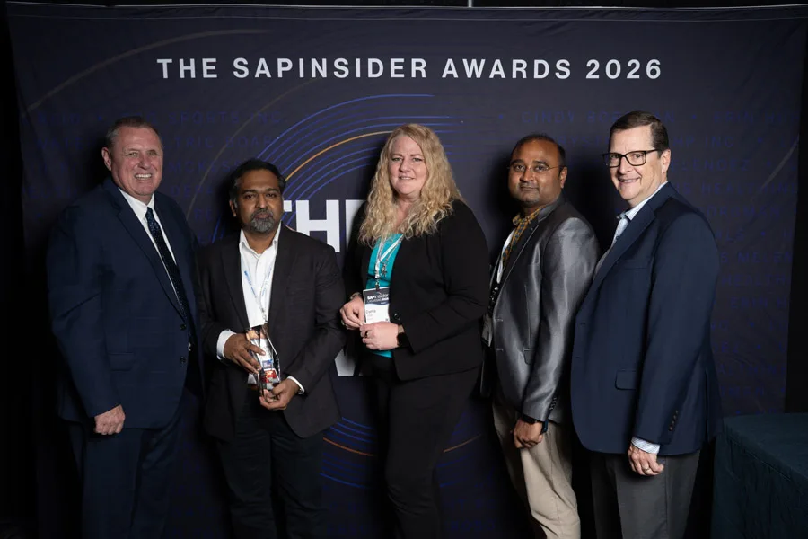 Award recipients at the SAPinsider Awards backdrop